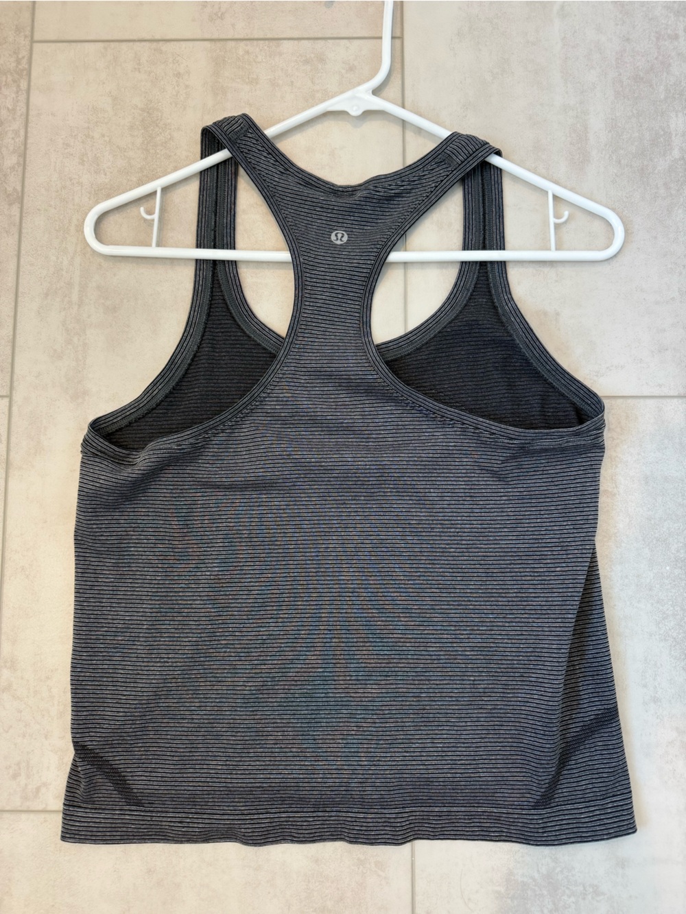 Lululemon Swiftly Racerback - Picture 2 of 3